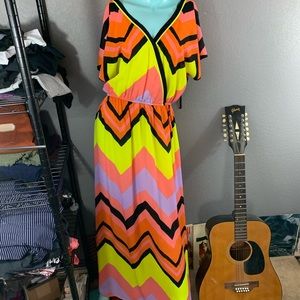 NWOT Gibson Latimer Neon Maxi chevron Dress small